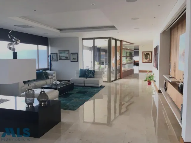 Apartamento en Medellín en Las Palmas