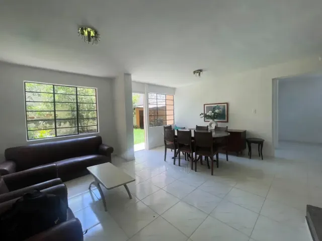 450m² Commercial House Local for Rent in San Joaquín Medellín | Near La 70