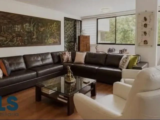 Apartamento en Medellín en El Campestre