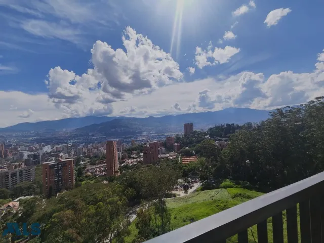 Apartamento en Medellín en Las Palmas