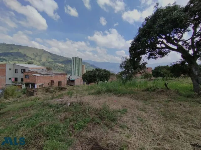 Lote Residencial en San Antonio de Prado en Urbano
