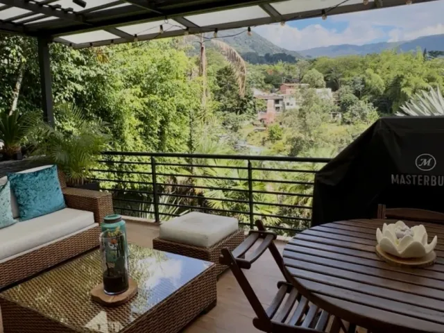 Casa en Envigado en San Lucas