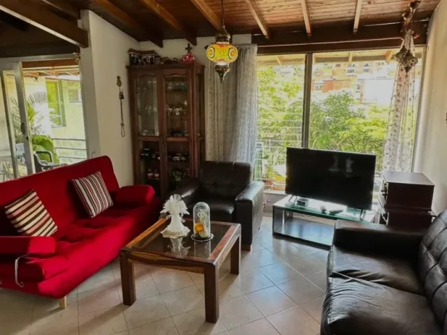 Casa en Medellín en La Floresta