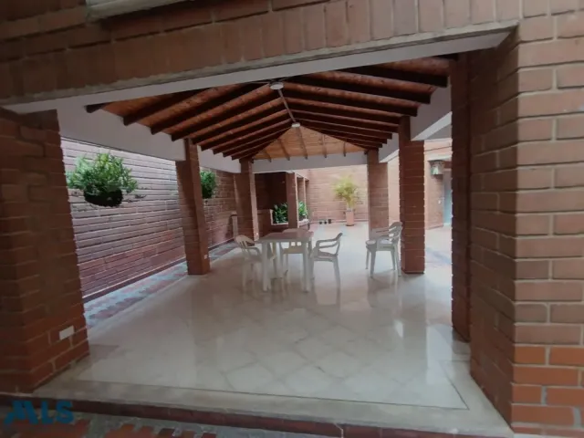 Apartamento en Medellín en Laureles
