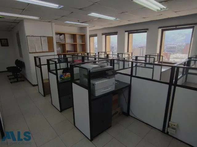 Oficina en Medellín en La Candelaria