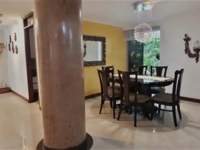 Apartamento en Medellín en Laureles