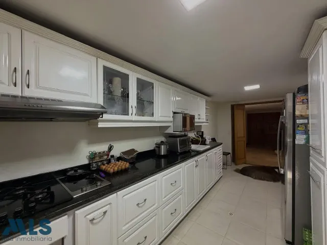 Apartamento en Medellín en Santa Maria de los Angeles