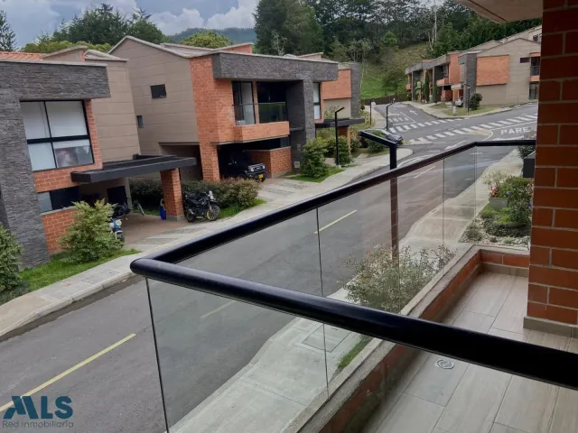 Casa en El Retiro en Corredor la Fe - El Retiro
