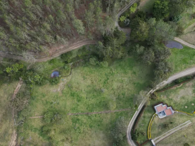 Lote Residencial en El Retiro en V. Lejos del Nido