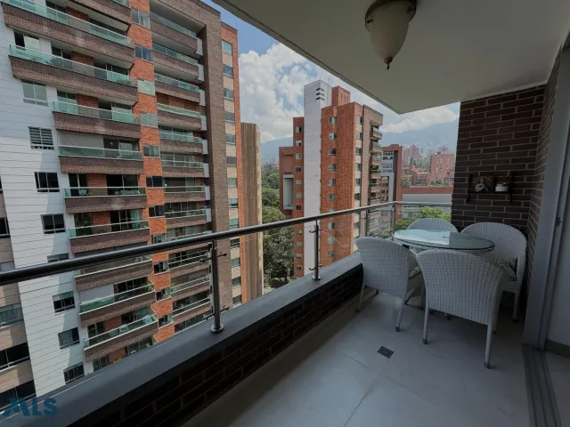 Apartamento en Envigado en Zuñiga