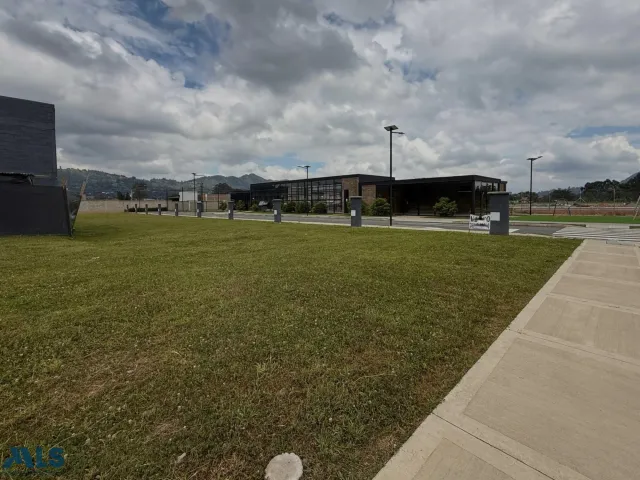 Lote Residencial en La Ceja en V. Las Lomitas