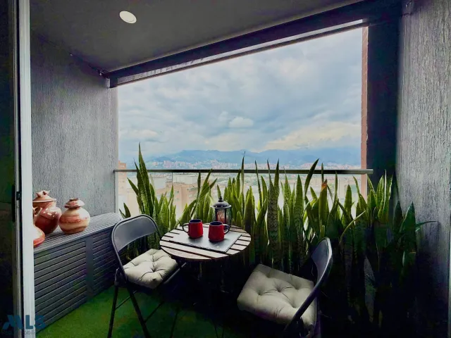 Apartamento en Medellín en Ciudad del Rio