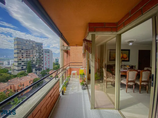 Apartamento en Medellín en Milla de oro