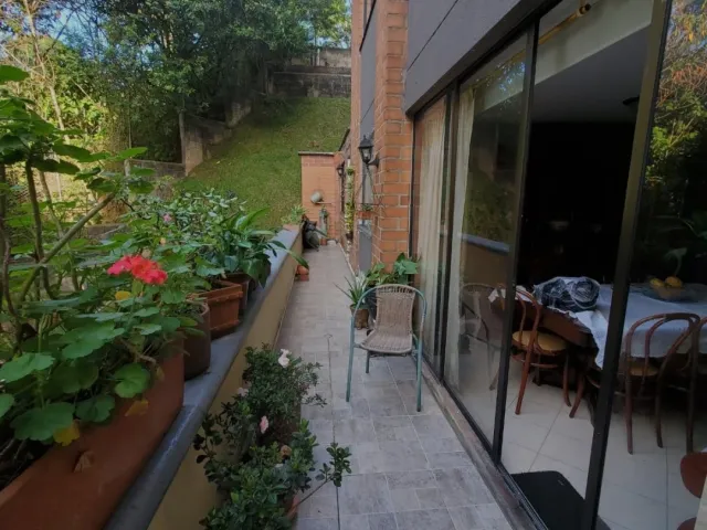 Apartamento en Medellín en Loma del Indio