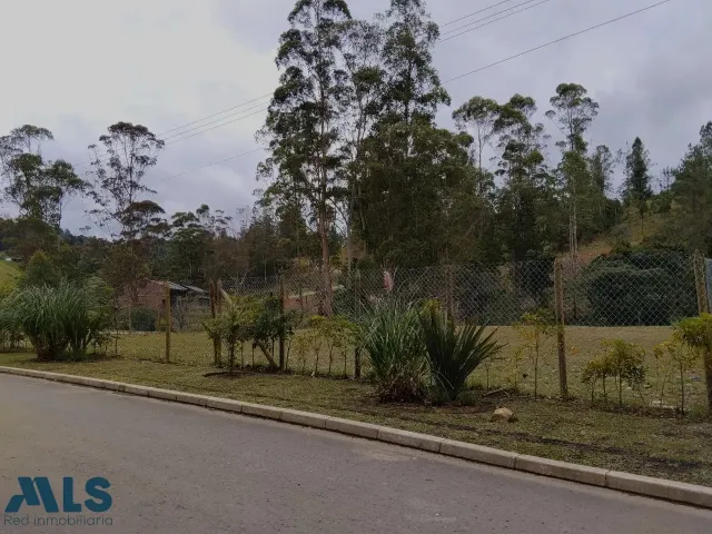 Lote Residencial en El Retiro en V. Pantanillo (El Retiro)