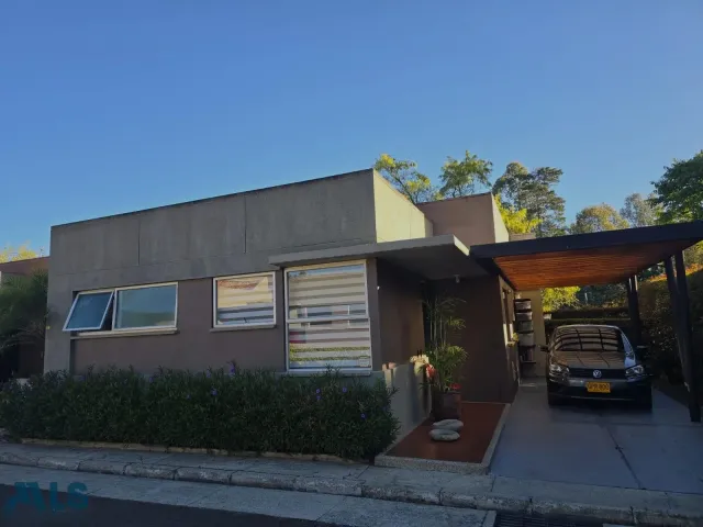 Casa en El Retiro en Corredor la Fe - El Retiro