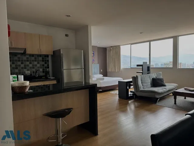 Apartamento en Medellín en Oviedo