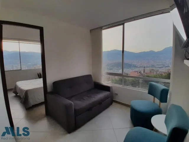 Apartamento en Medellín en Loma del Indio