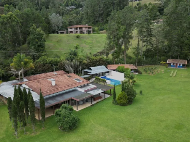 Casa en El Retiro en V. Fizebad