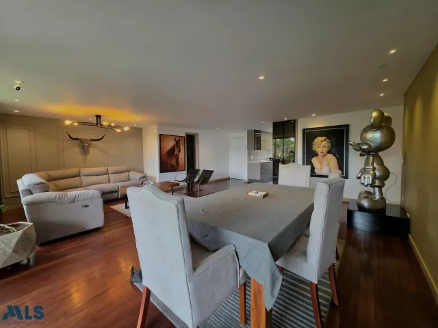Apartamento en Medellín en Los Balsos Nº 1