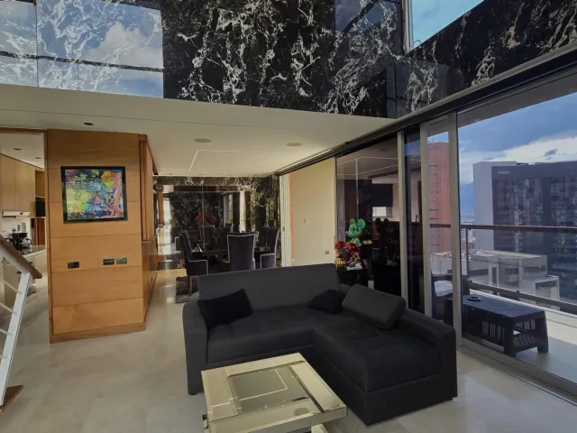 Apartamento en Medellín en Loma de los Parra