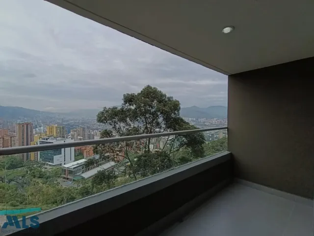 Apartamento en Medellín en Las Palmas
