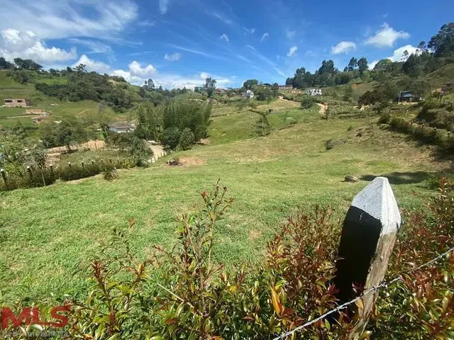 Lote Residencial en Santuario en Autopista Medellín - Bogotá