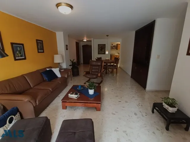 Apartamento en Medellín en Conquistadores