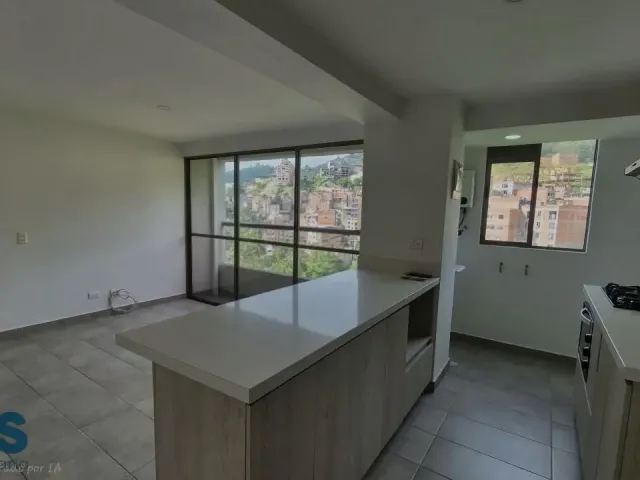 Apartamento en Medellín en Loma de Los Bernal