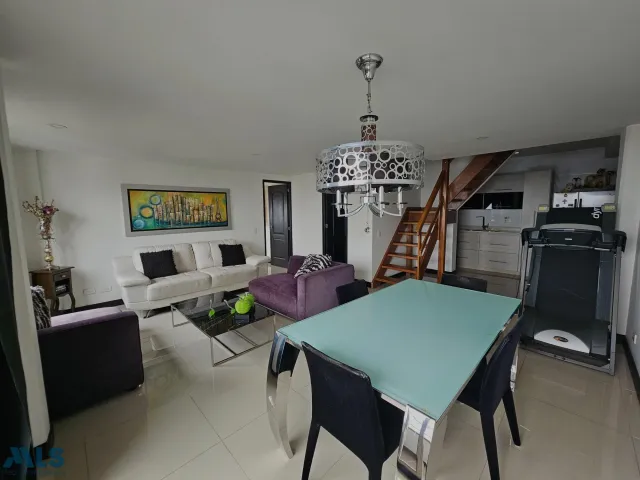 Apartamento en Medellín en Loma del Indio