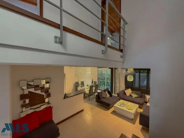 Casa en Envigado en Transversal Intermedia