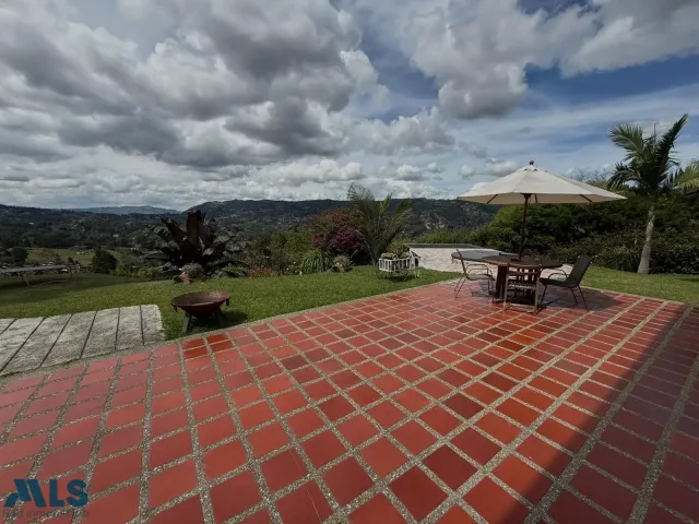 Finca Recreativa en Guarne en V. Piedras blancas