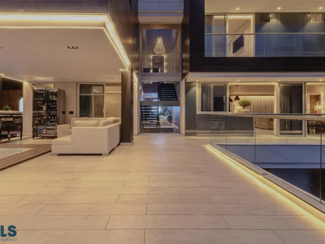 Casa en Medellín en Las Palmas
