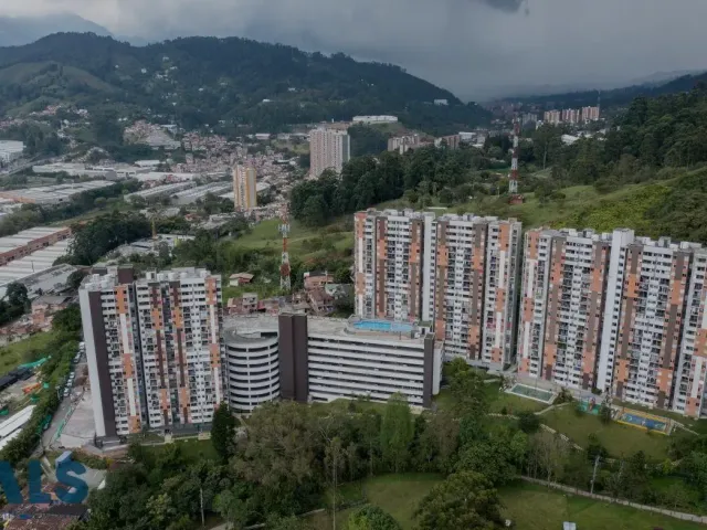Apartamento en La Estrella en La Tablaza