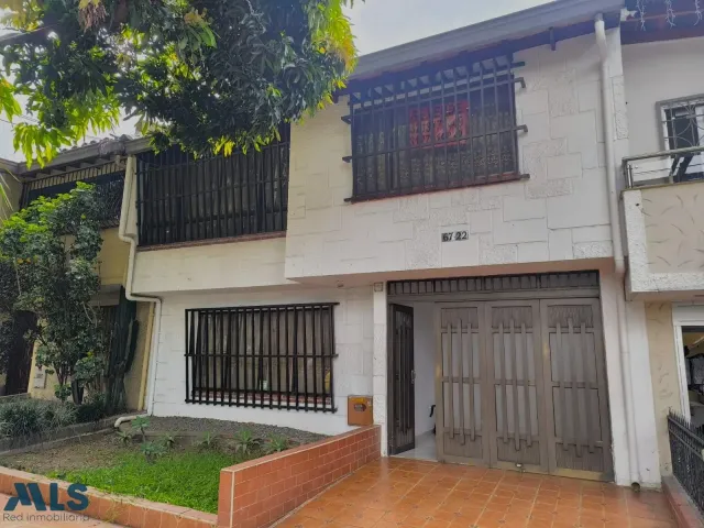 Casa en Medellín en Malibú