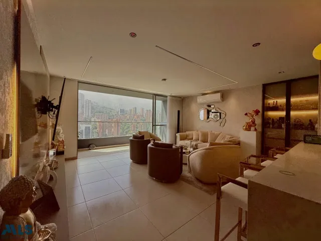 Apartamento en Medellín en Ciudad del Rio