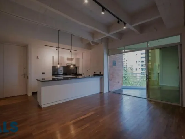 Apartamento en Medellín en El Tesoro