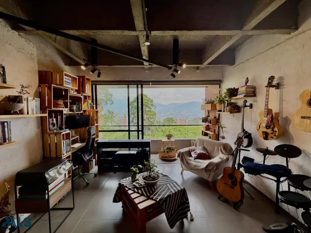 Apartamento en Envigado en Loma del Escobero