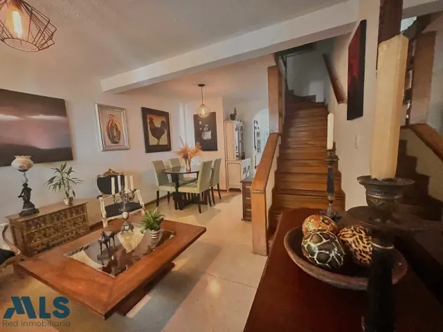 Casa en Medellín en La Palma