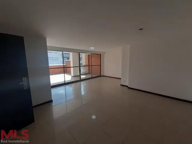 Apartamento en Medellín en Conquistadores