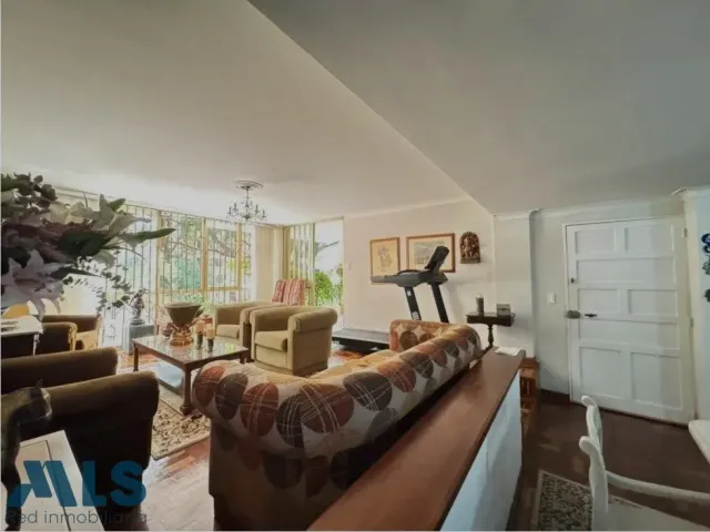 Apartamento en Medellín en Laureles