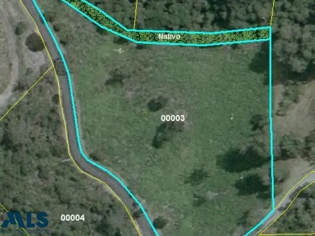 Lote Residencial en Envigado en Alto del escobero (Envigado)