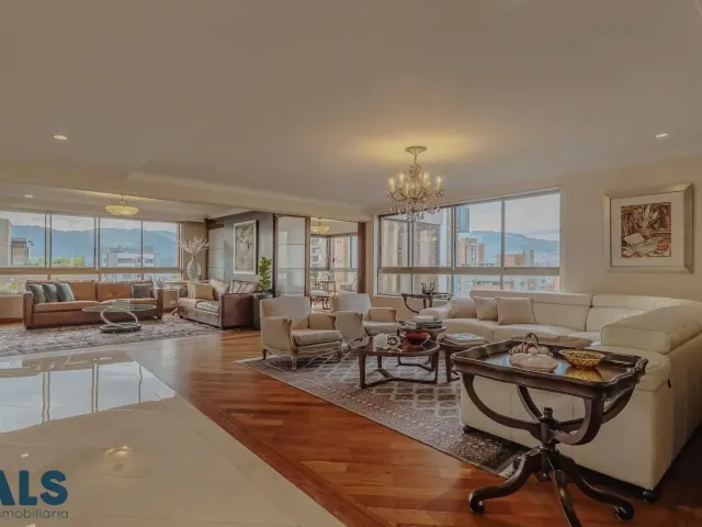 Apartamento en Medellín en Castropol