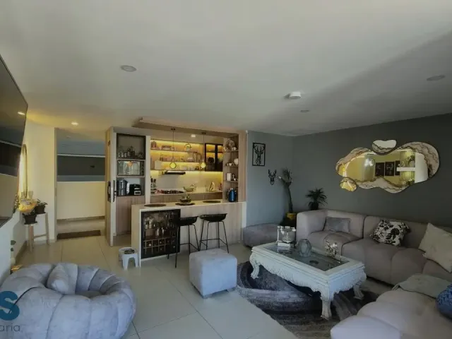 Apartamento en Medellín en Ciudad del Rio