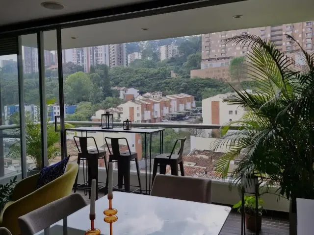 Apartamento en Medellín en Loma del Indio