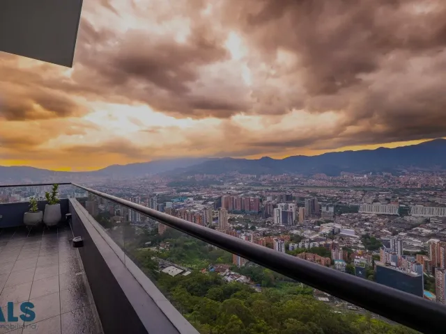 Apartamento en Medellín en Las Palmas