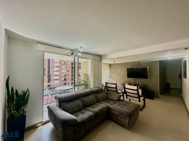 Apartamento en Medellín en Almería