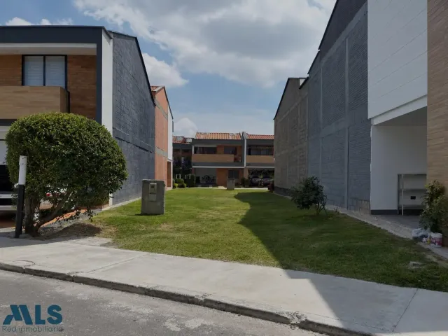 Lote Residencial en La Ceja en Urbano (La Ceja)