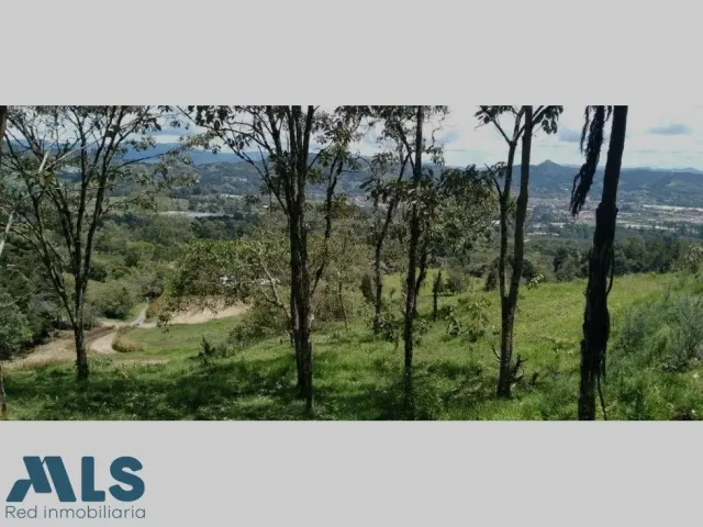 Lote Residencial en La Ceja en V. El Tabor