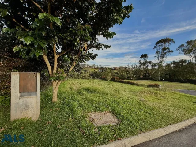 Lote Residencial en Envigado en Alto de las Palmas